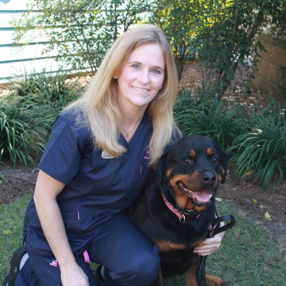 Shellea - Practice Manager and FVMA Certified Veterinary Assistant